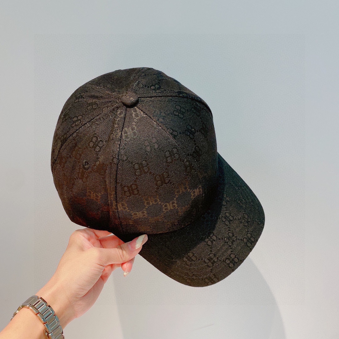 Hat Balenciaga 1 - vstockx