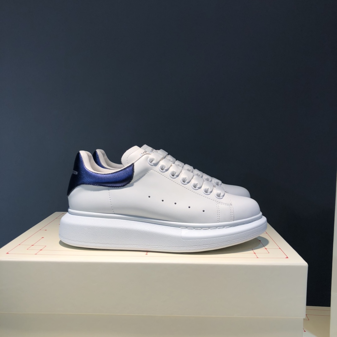 Alexander McQueen Oversized Dark Blue Leather - vstockx