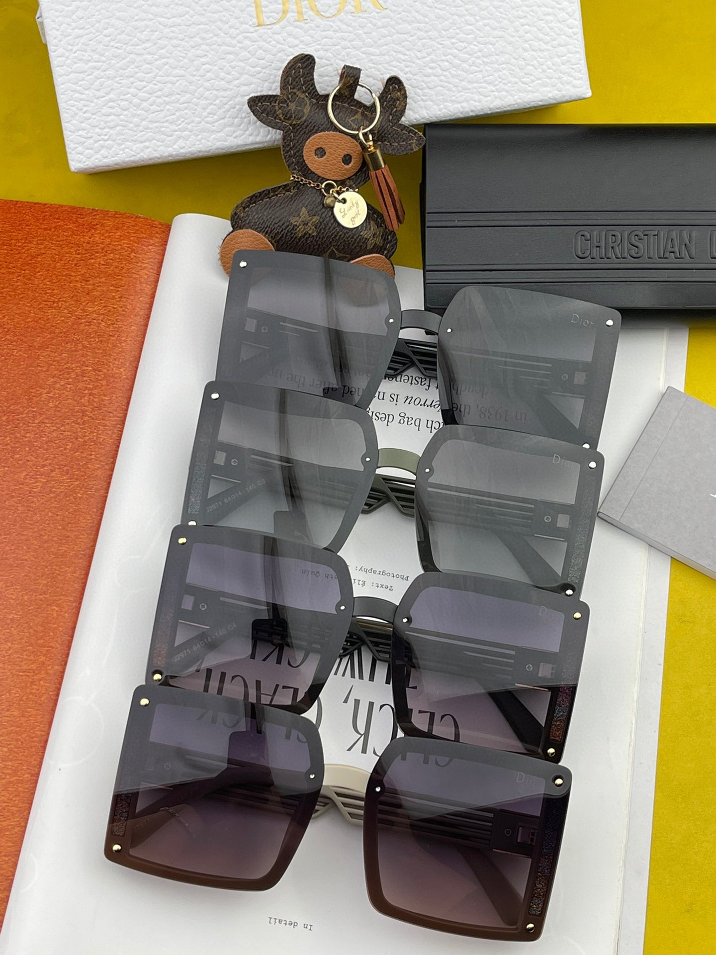 sunglasses Dior D1297 - vstockx