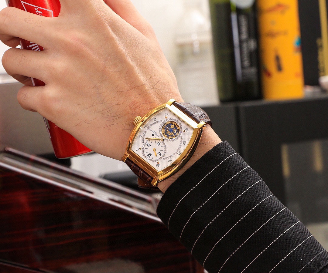 Watches Hublot 30080/000P-9357 size:39*12 mm - vstockx