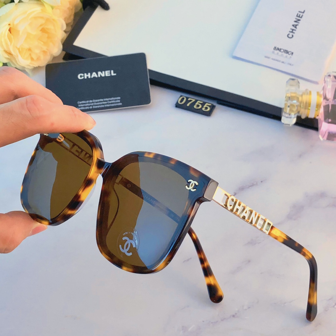 Sunglasses Chanel 0755 - vstockx