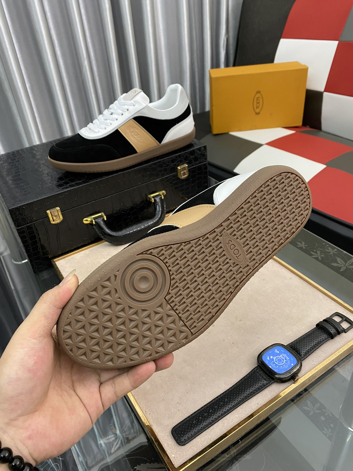TOD'S Tabs Sneaker 2 - vstockx