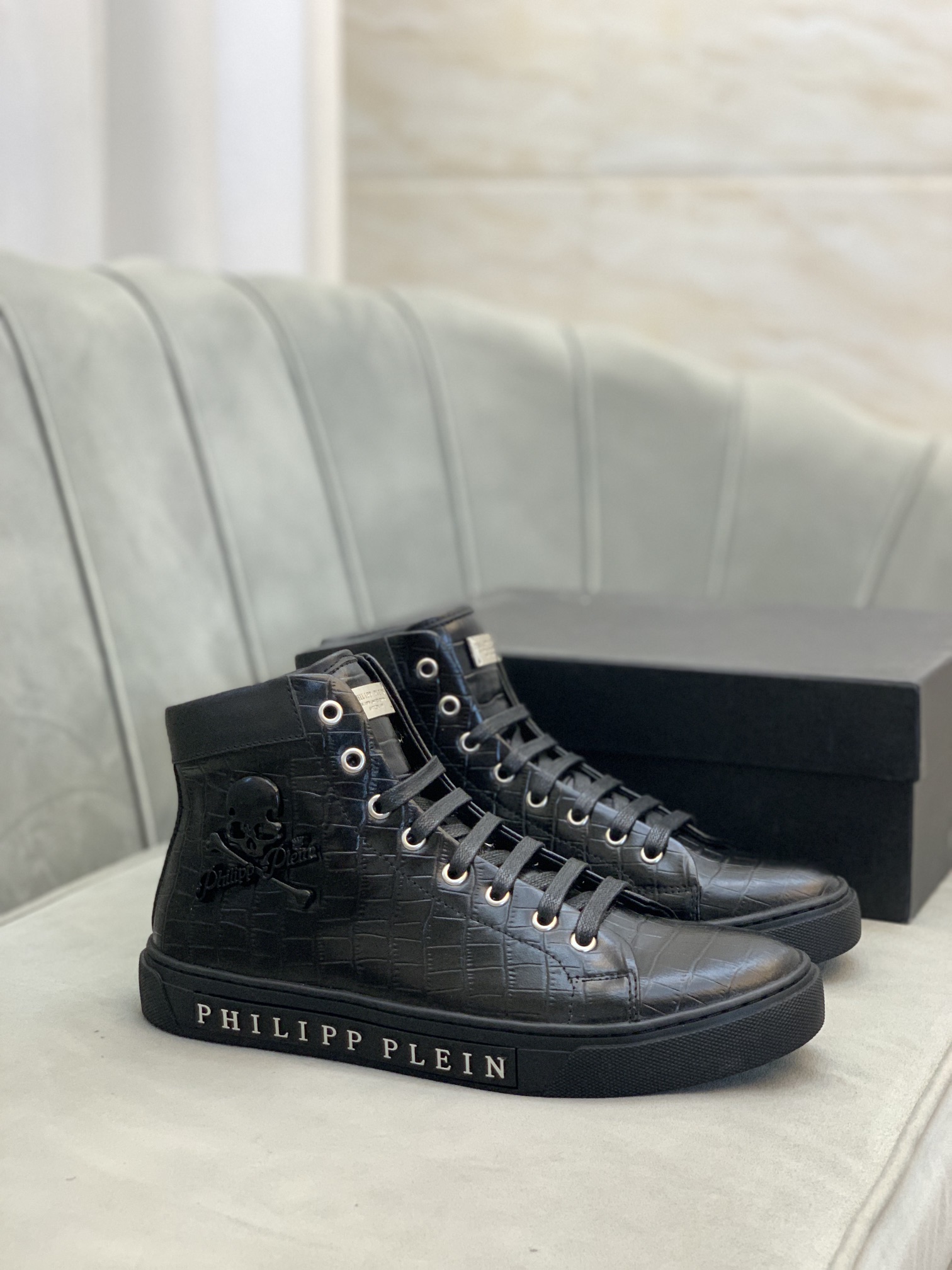 Philipp Plein High Top Sneakers 4 - vstockx