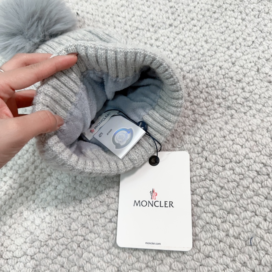 Streetwear Hat Moncler 329305 - vstockx