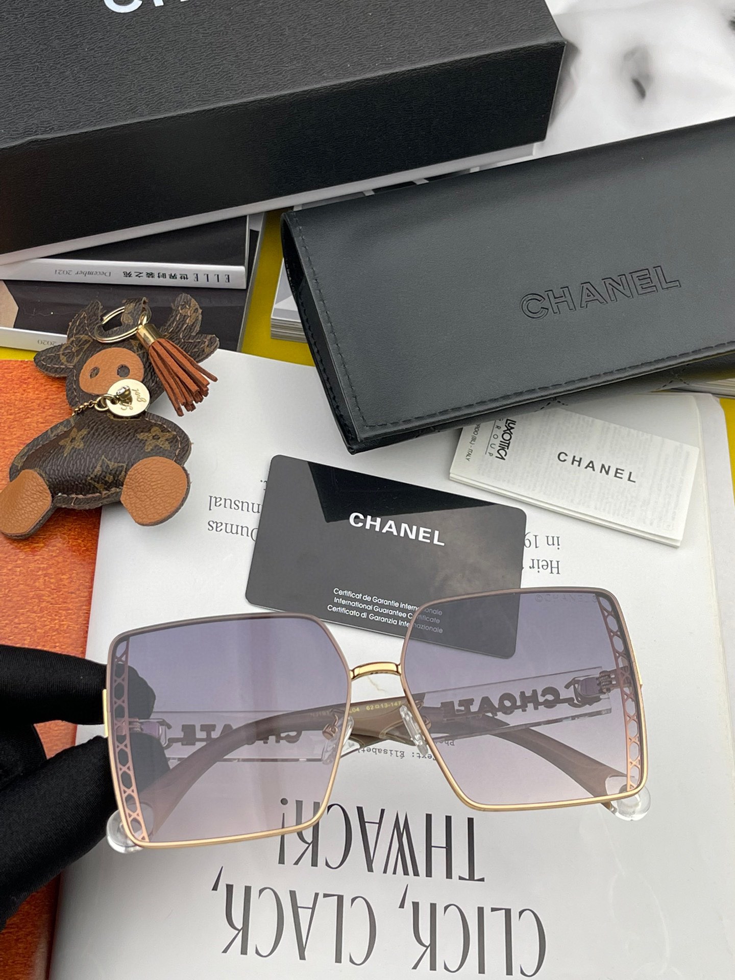 Sunglasses Chanel CH5191 - vstockx