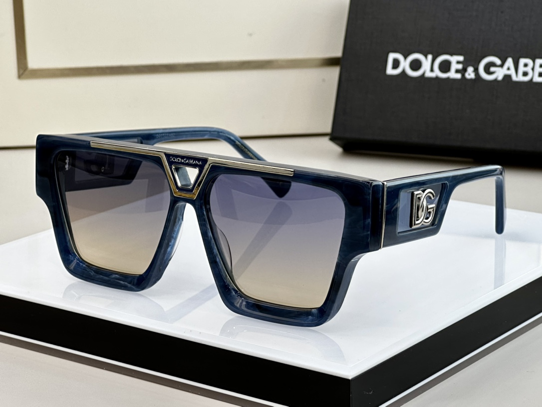 Sunglasses Dolce & Gabbana DG5011 61 13-140 - vstockx
