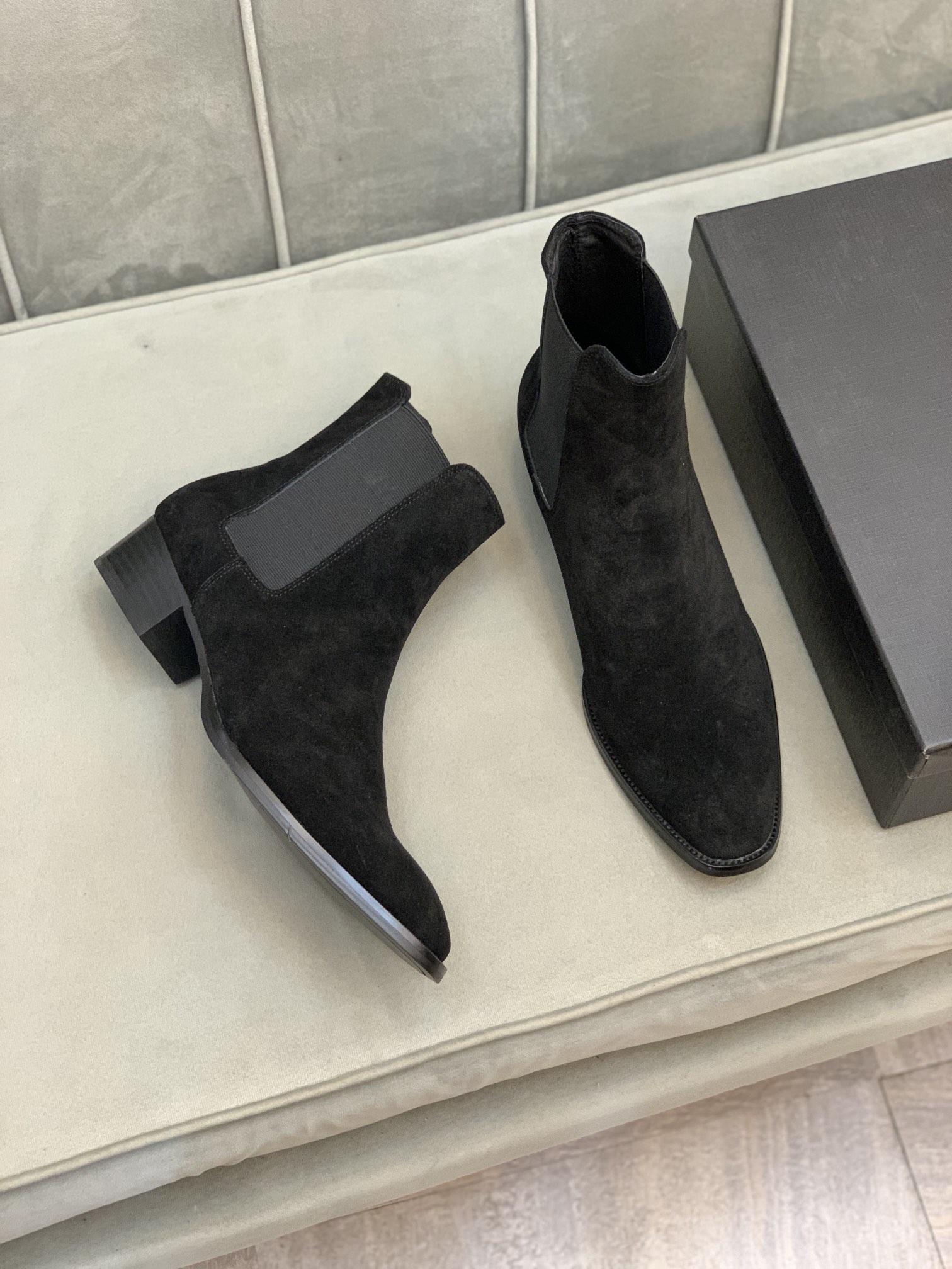 Saint Laurent Boots 10 - vstockx