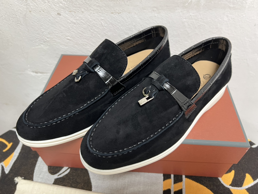 Loro Piana shoes 163 - vstockx