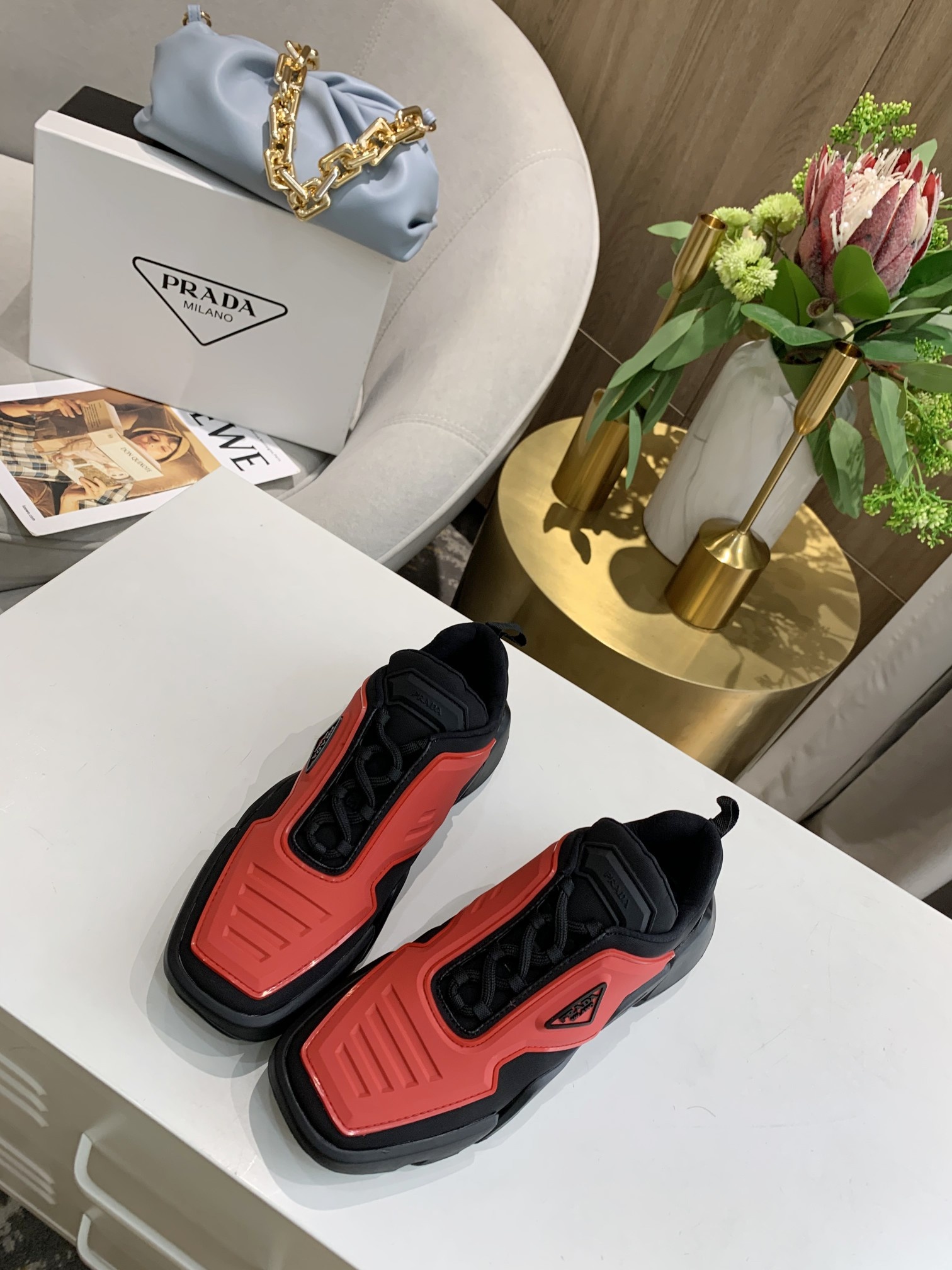 Prada Low Top sneaker 40 - vstockx