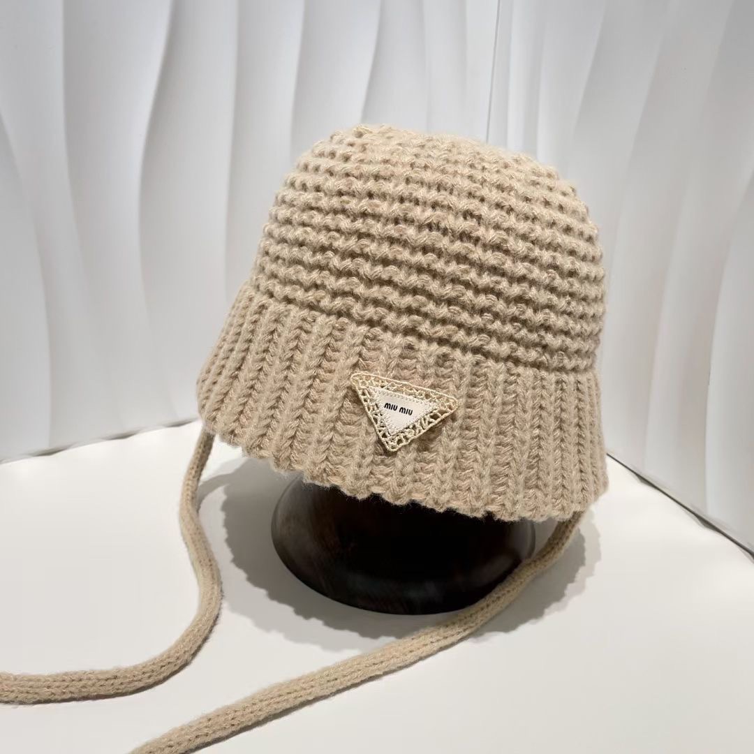 Streetwear Hat Miu 328902 - vstockx