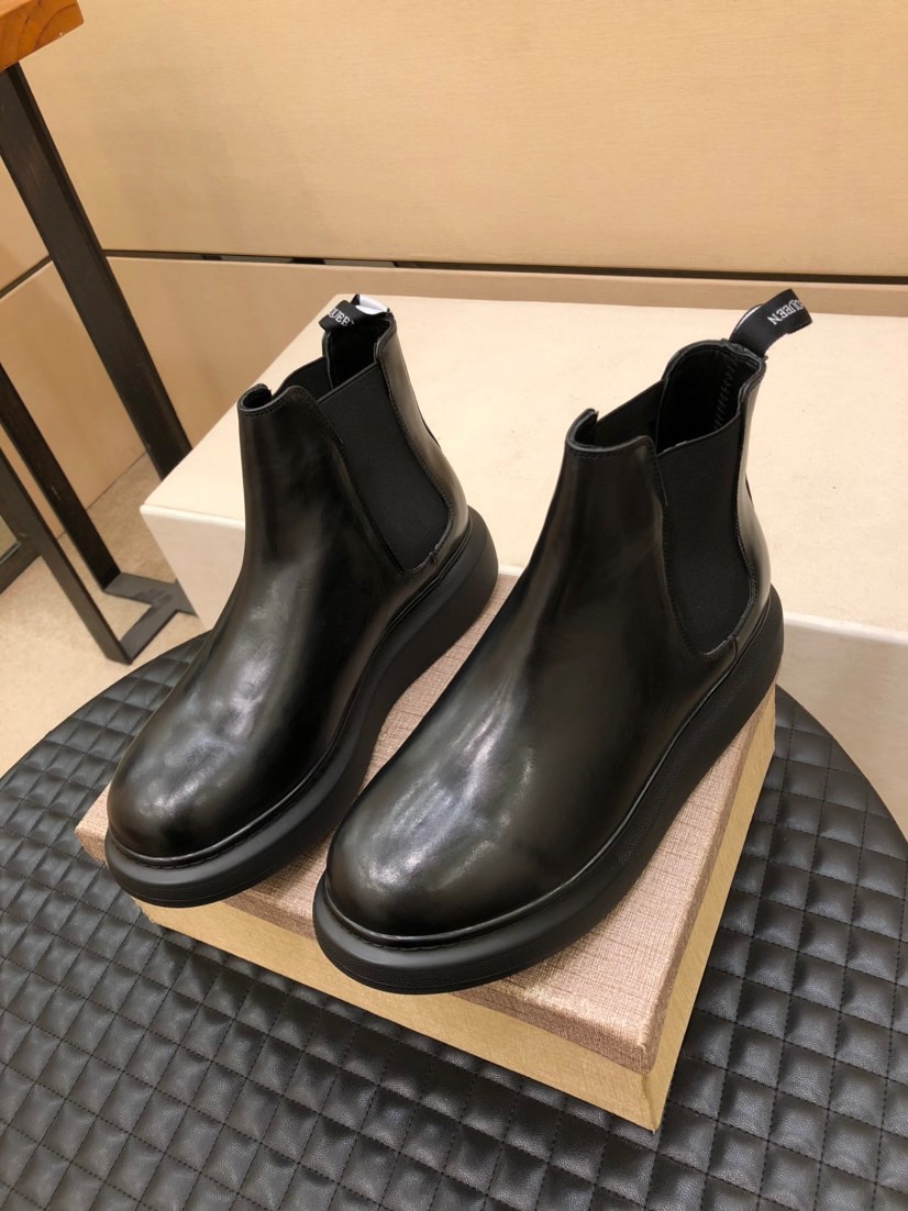 McQueen High Tops Wear resistant non-slip soles, Size: 38-44 - vstockx