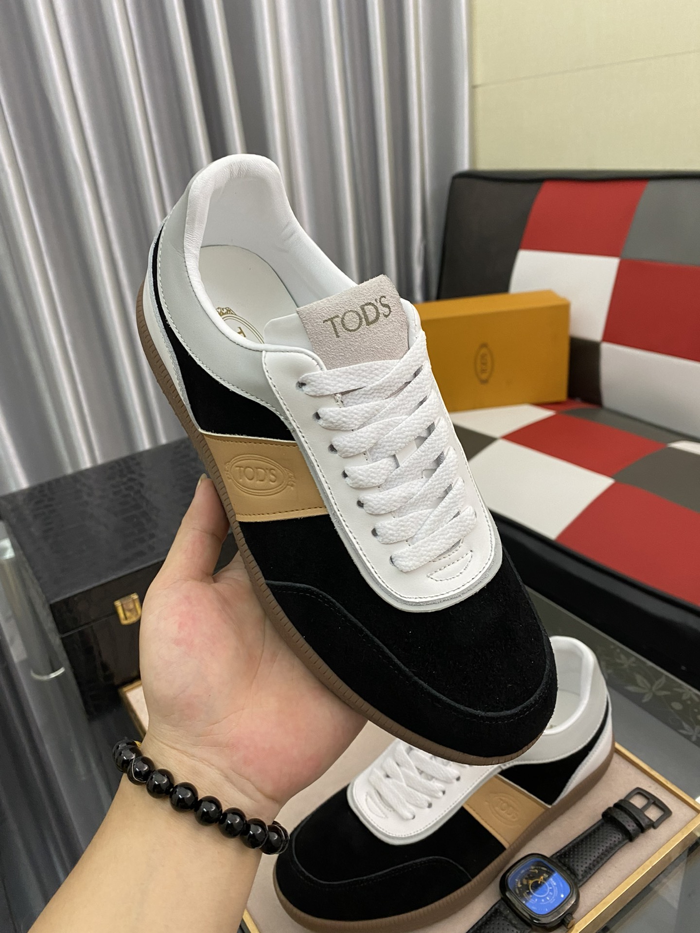 TOD'S Tabs Sneaker 2 - vstockx