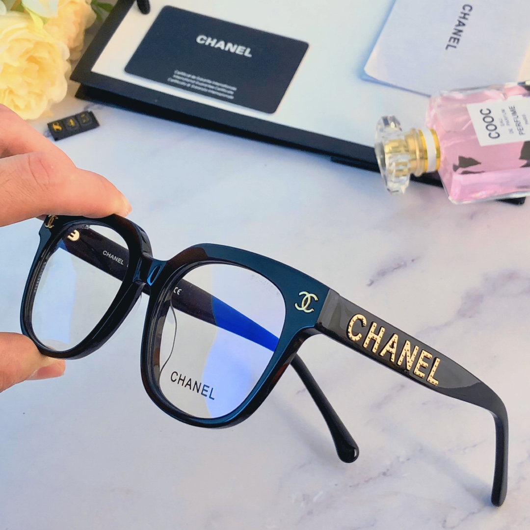 Sunglasses Chanel 5767 - vstockx