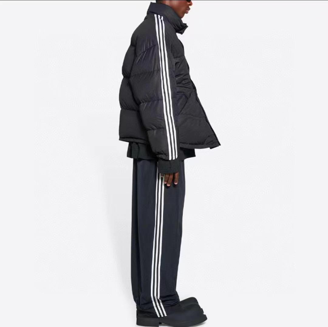 Clothes Balenciaga 141 - vstockx