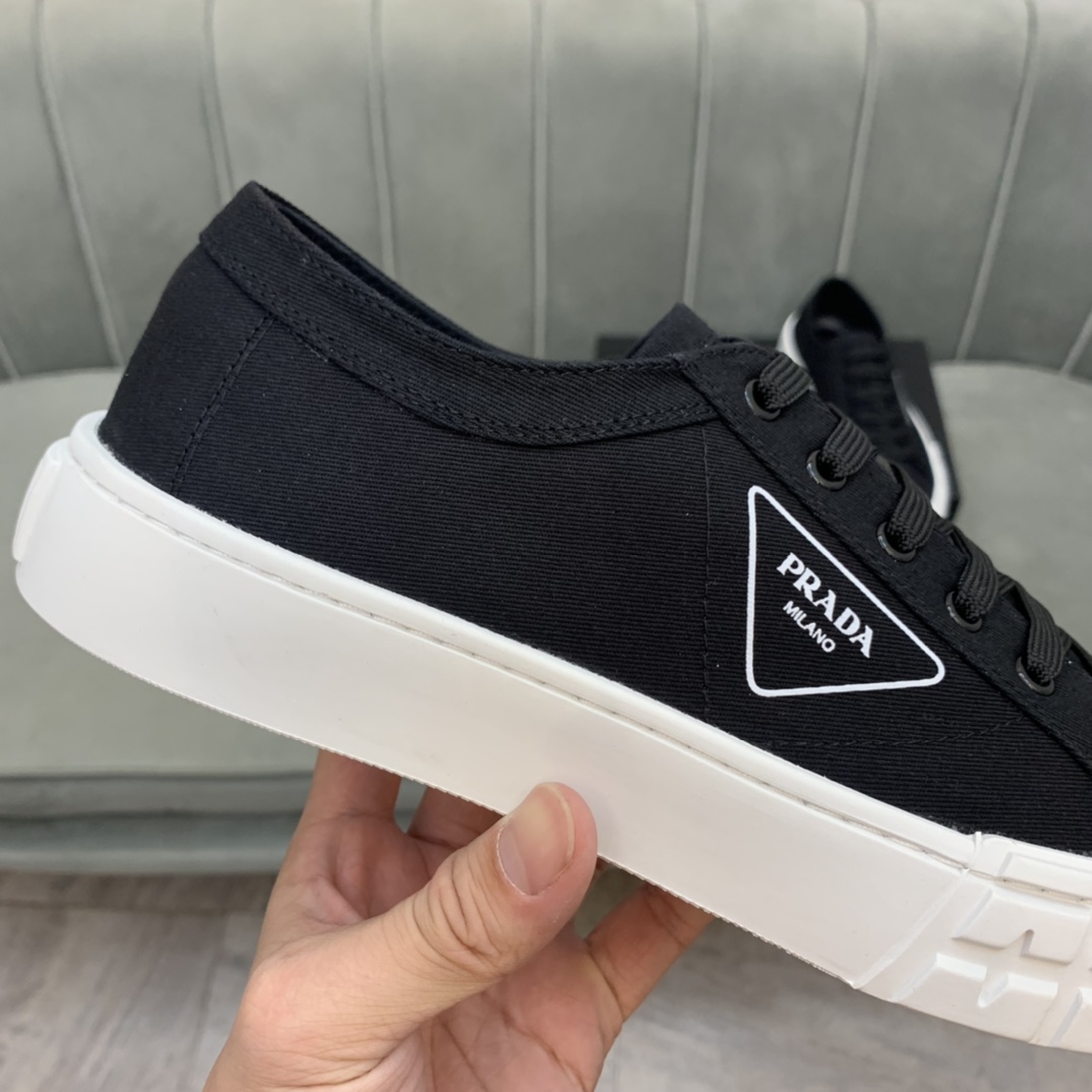 Prada Wheel Cassetta sneaker 2 - vstockx