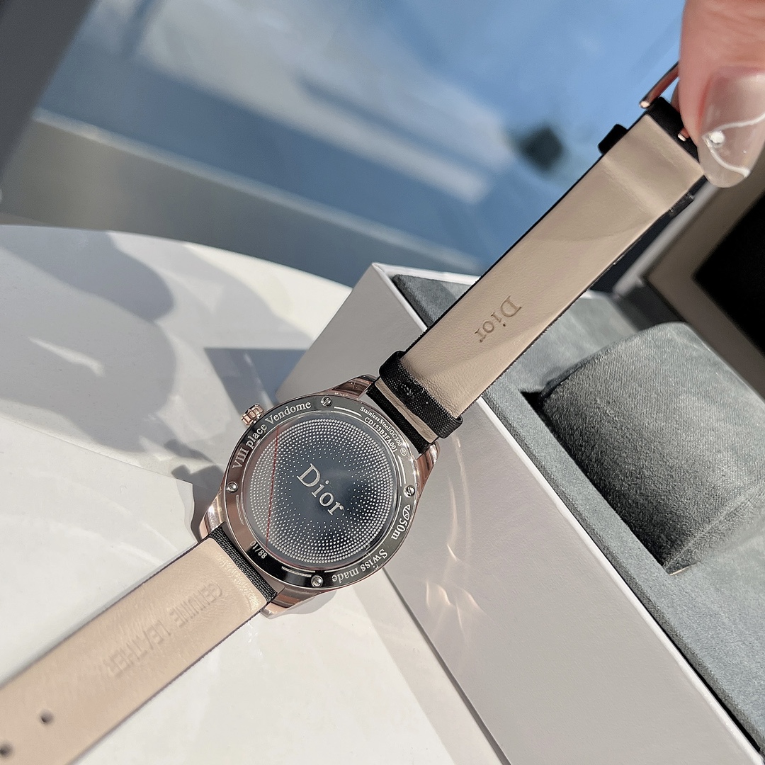 Watches Dior 323394 size:34 mm - vstockx