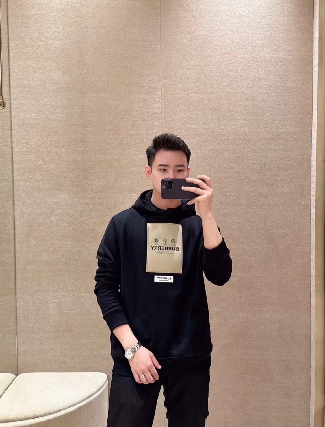 Clothes Burberry 813 - vstockx