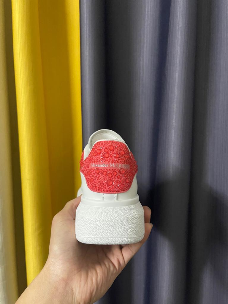 Alexander McQueen Oversized Sneaker in White/halo Pink - vstockx