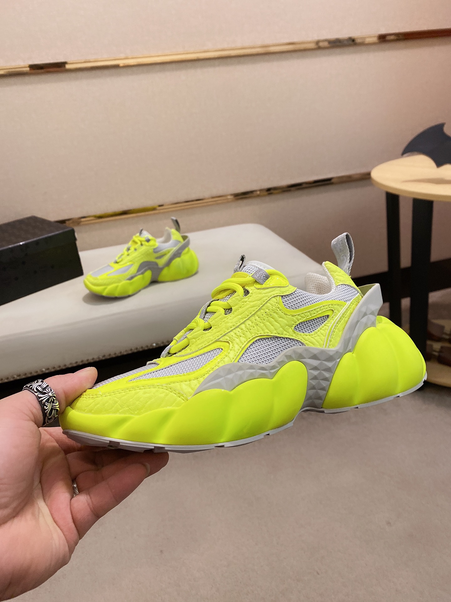 MCM Low Top Logo Lace-up Sneakers 3 - vstockx