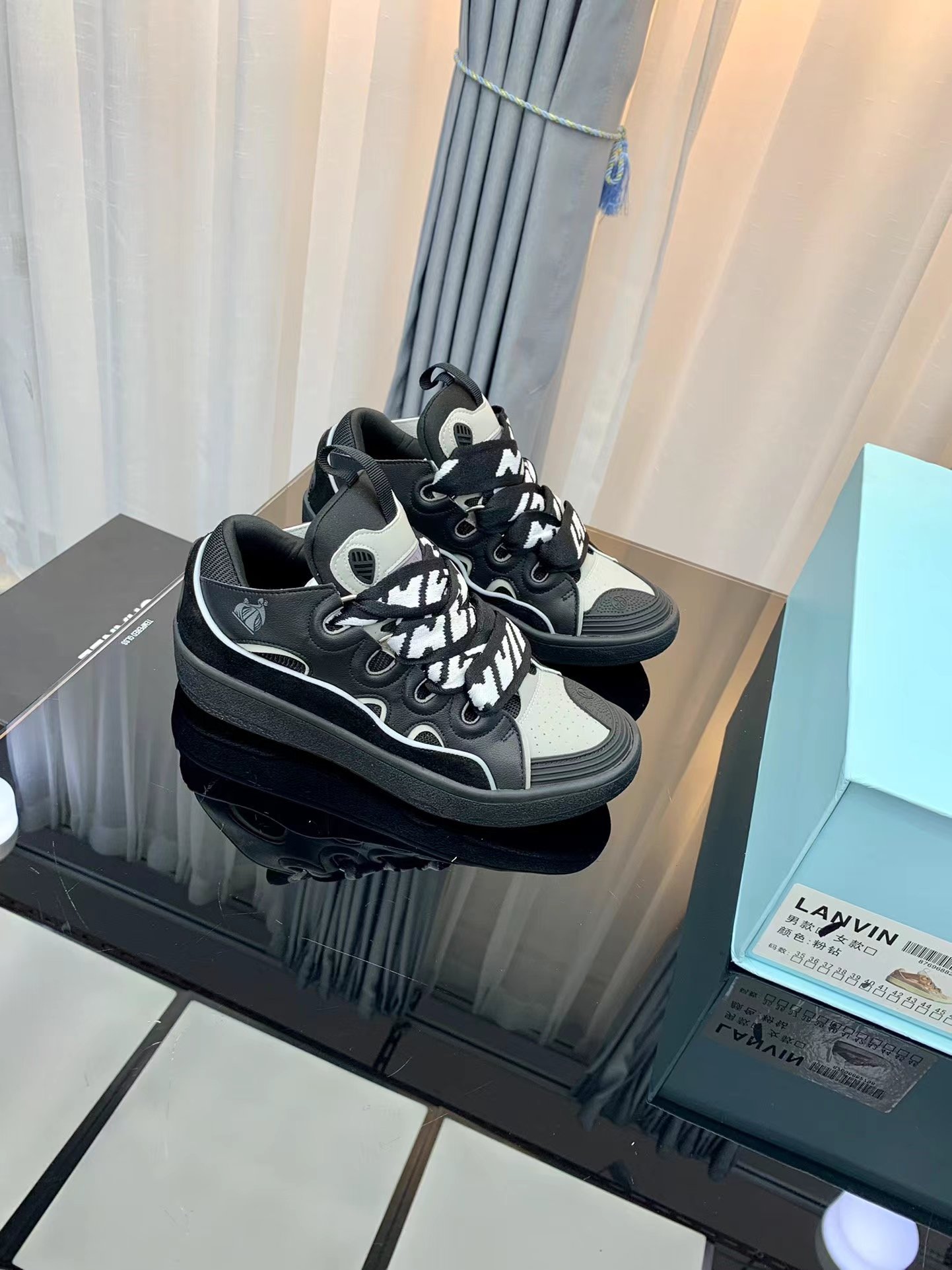 Lanvin Curb Sneaker - vstockx