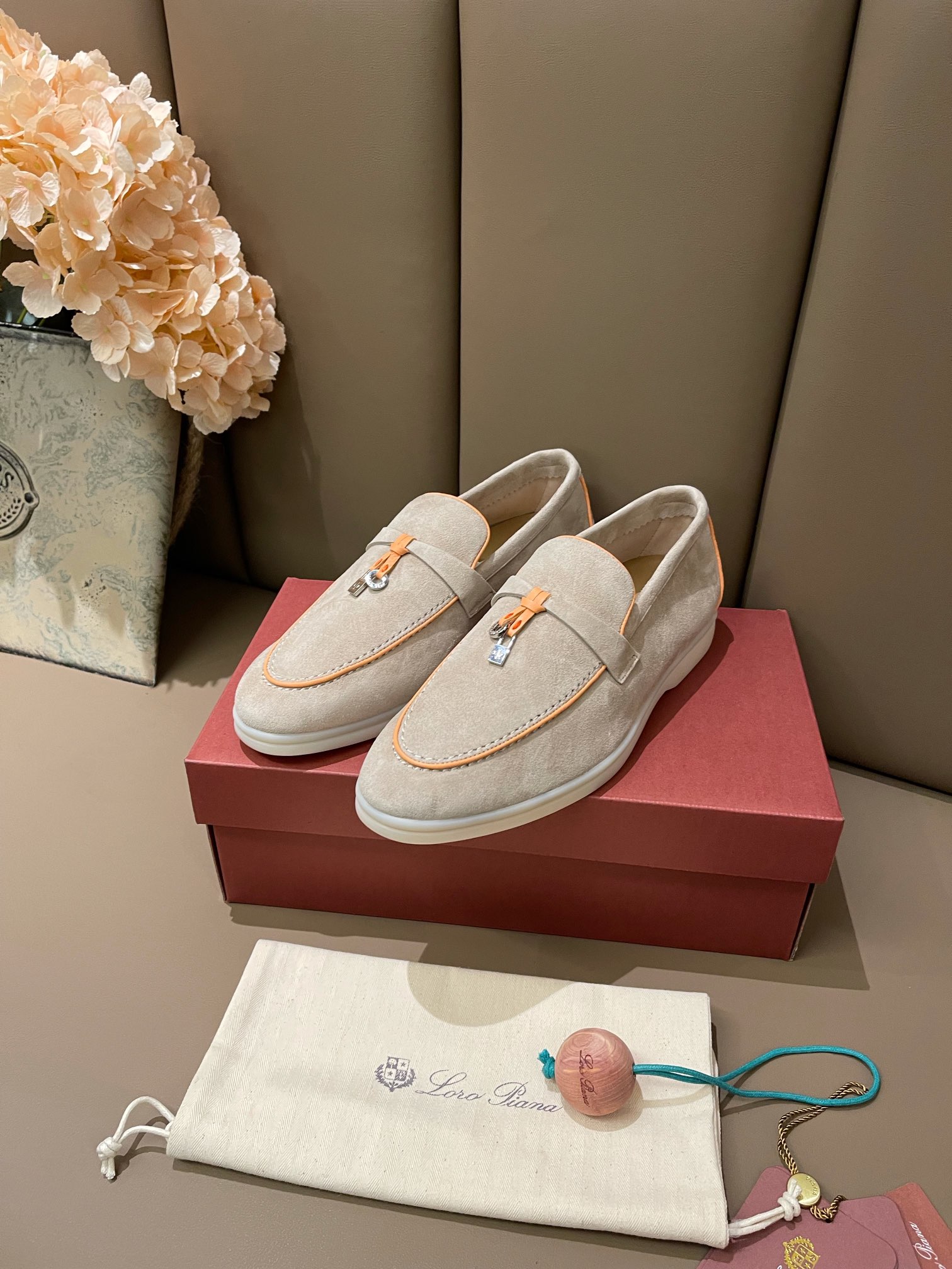 Loro Piana shoes 165 - vstockx