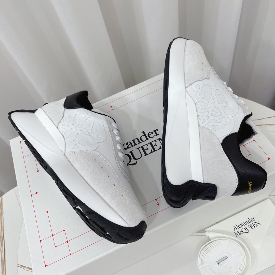 Alexande McQueen Breathable Mesh Sand Inside 4.5cm Size 35-40 - vstockx