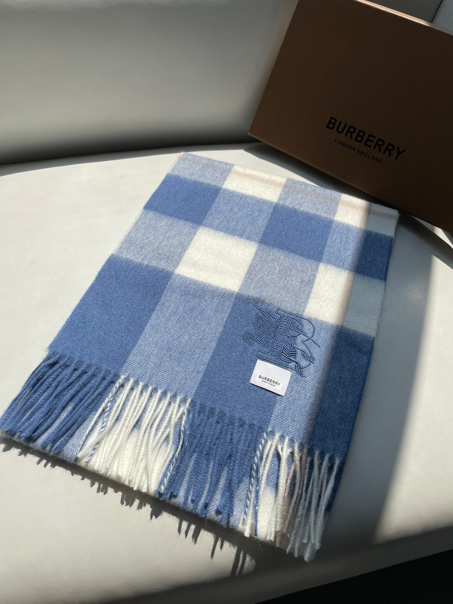 Streetwear Scarf Burberry 329088 size:180*35cm - vstockx