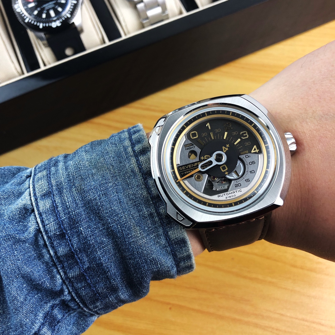 Watches Seven Friday 322766 size:47*13 mm - vstockx