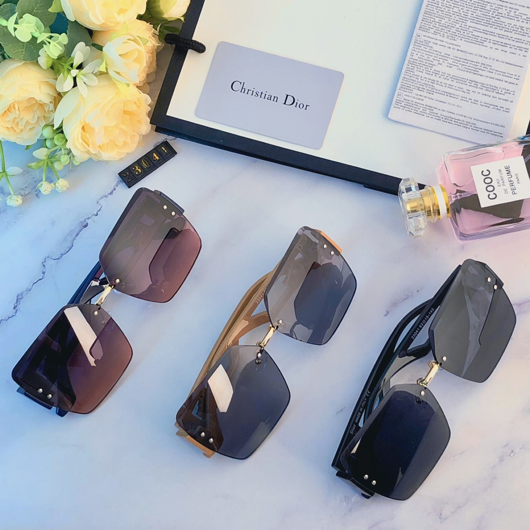 sunglasses Dior 22 - vstockx