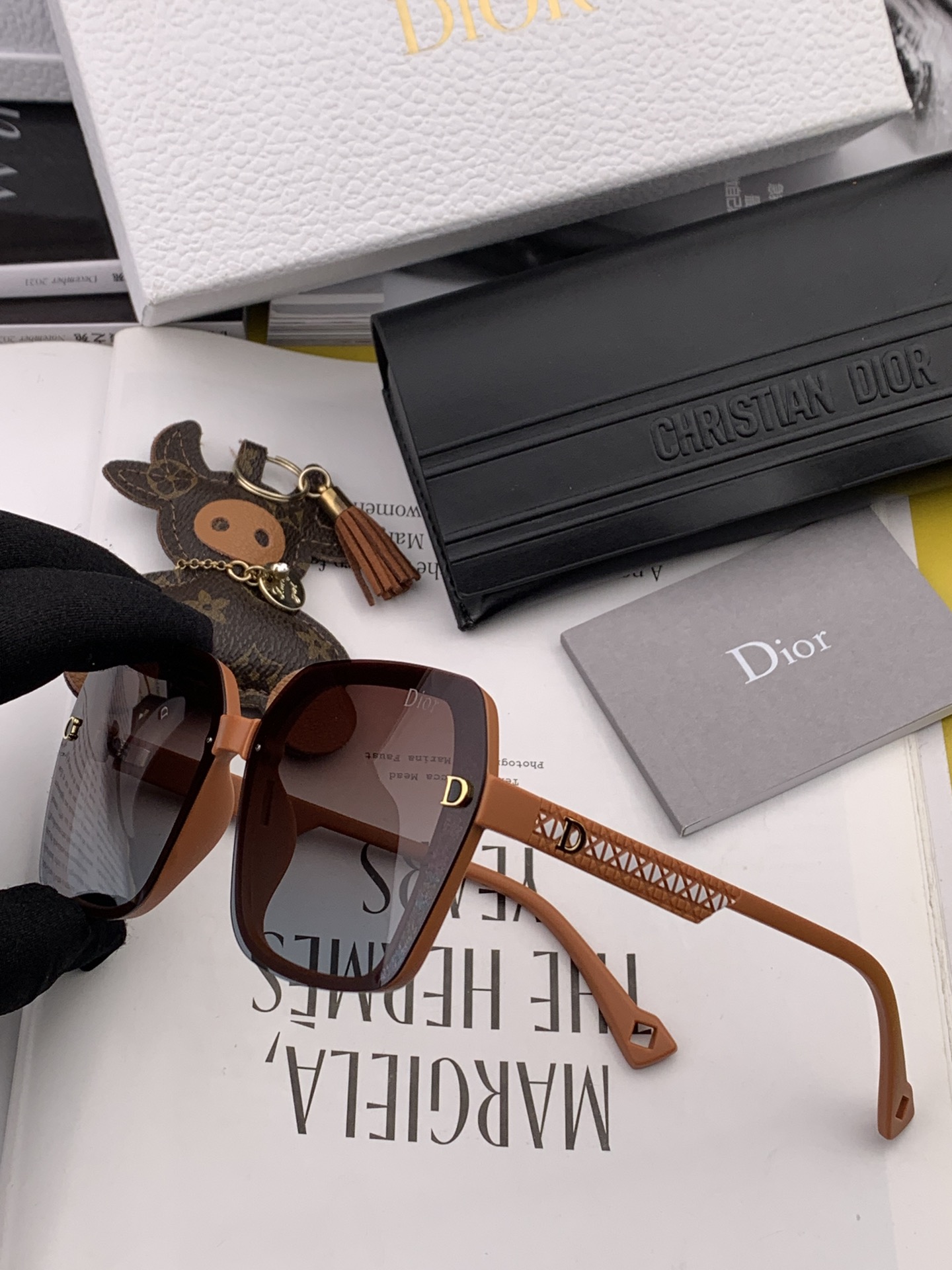 Sunglasses DIOR CD6998 - vstockx