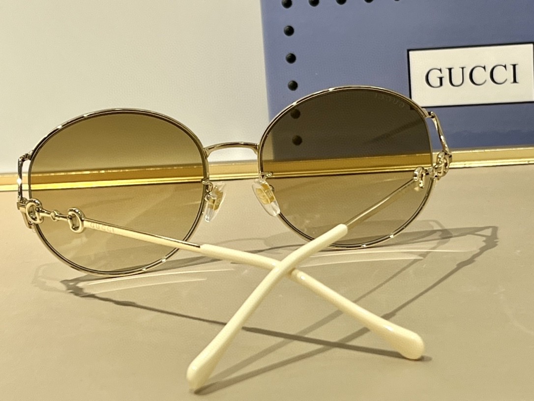 Sunglasses Gucci GG1017SK size:58��18-145 - vstockx
