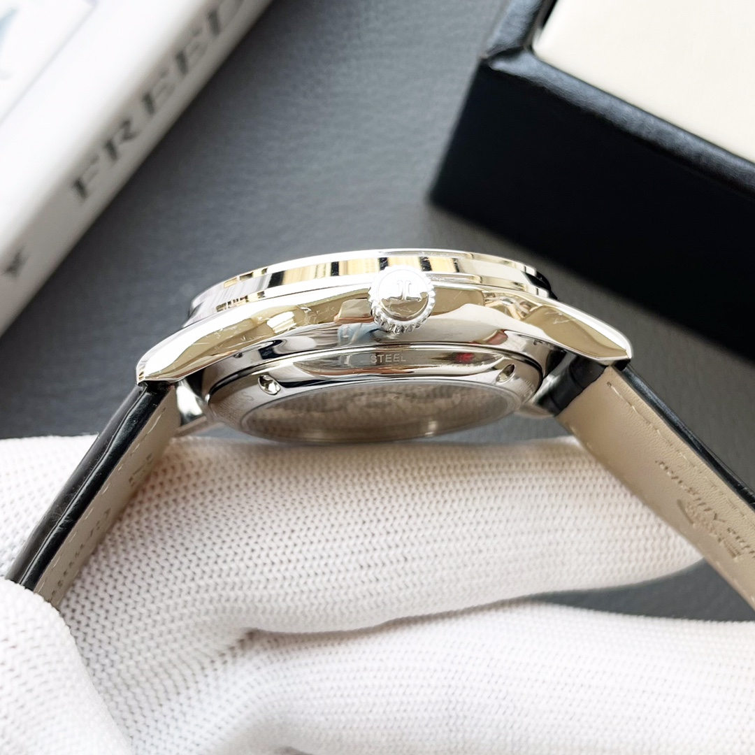 Watches Jaeger-LeCoultre 322250 size:40*12 mm - vstockx