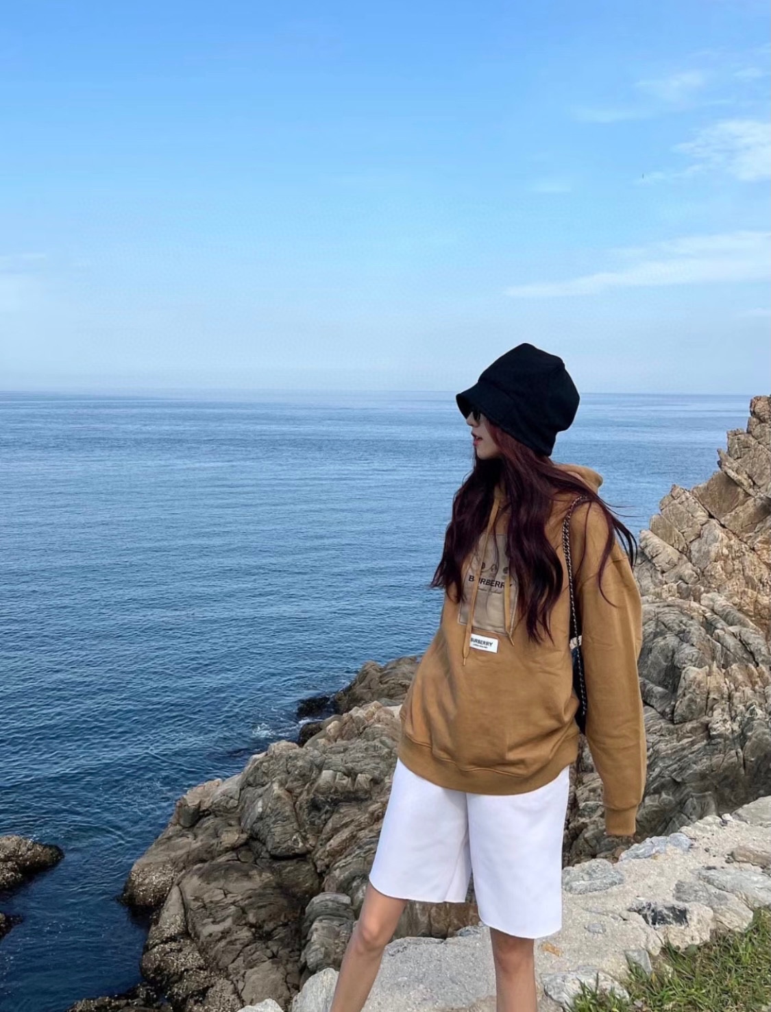 Clothes Burberry 814 - vstockx