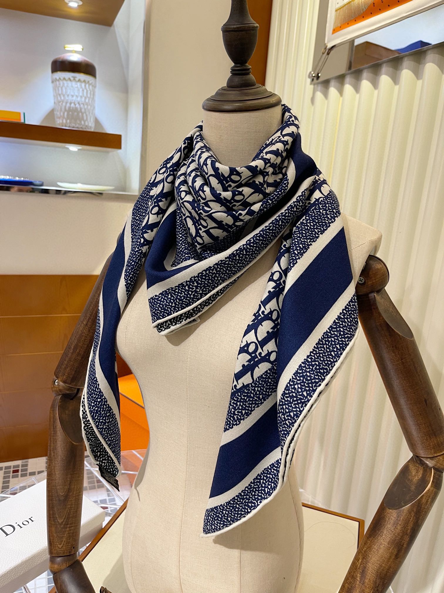 Streetwear Scarf Dior 329003 - vstockx