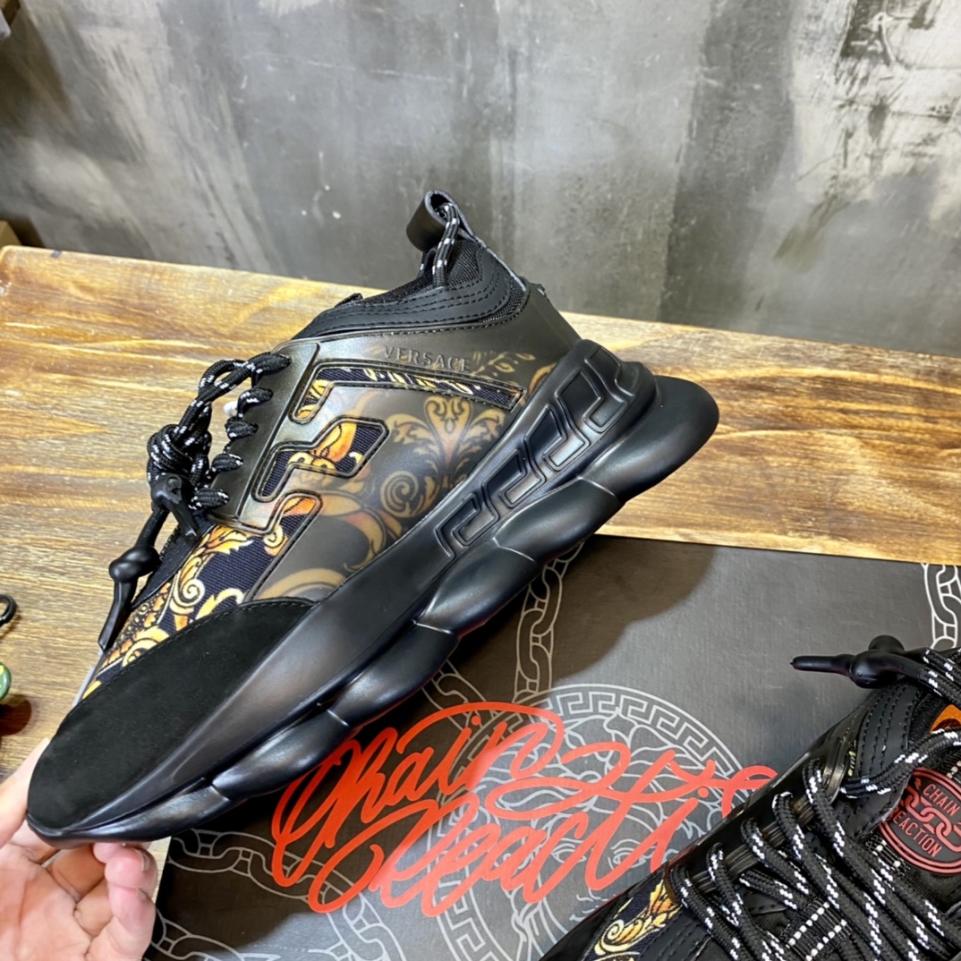 Versace Chain Reaction Central Greek Key Print Black - vstockx