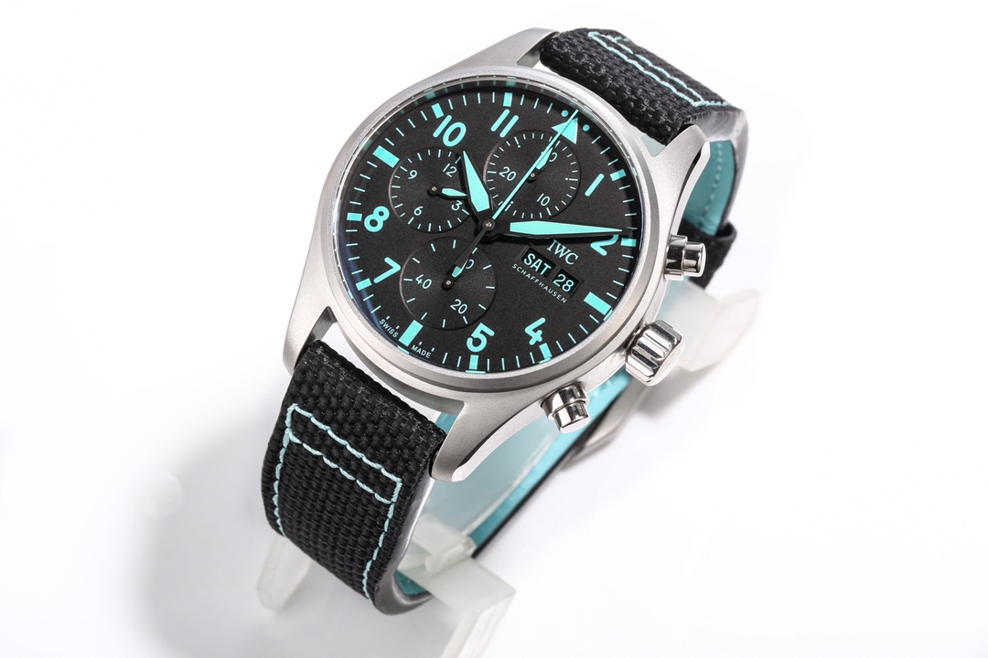 Watches IWS 323038 size:41 mm - vstockx
