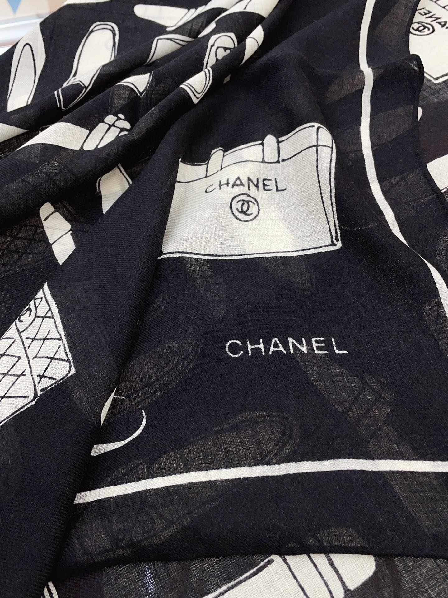 Streetwear Scarf CHANEL 328841 size:140*140cm - vstockx