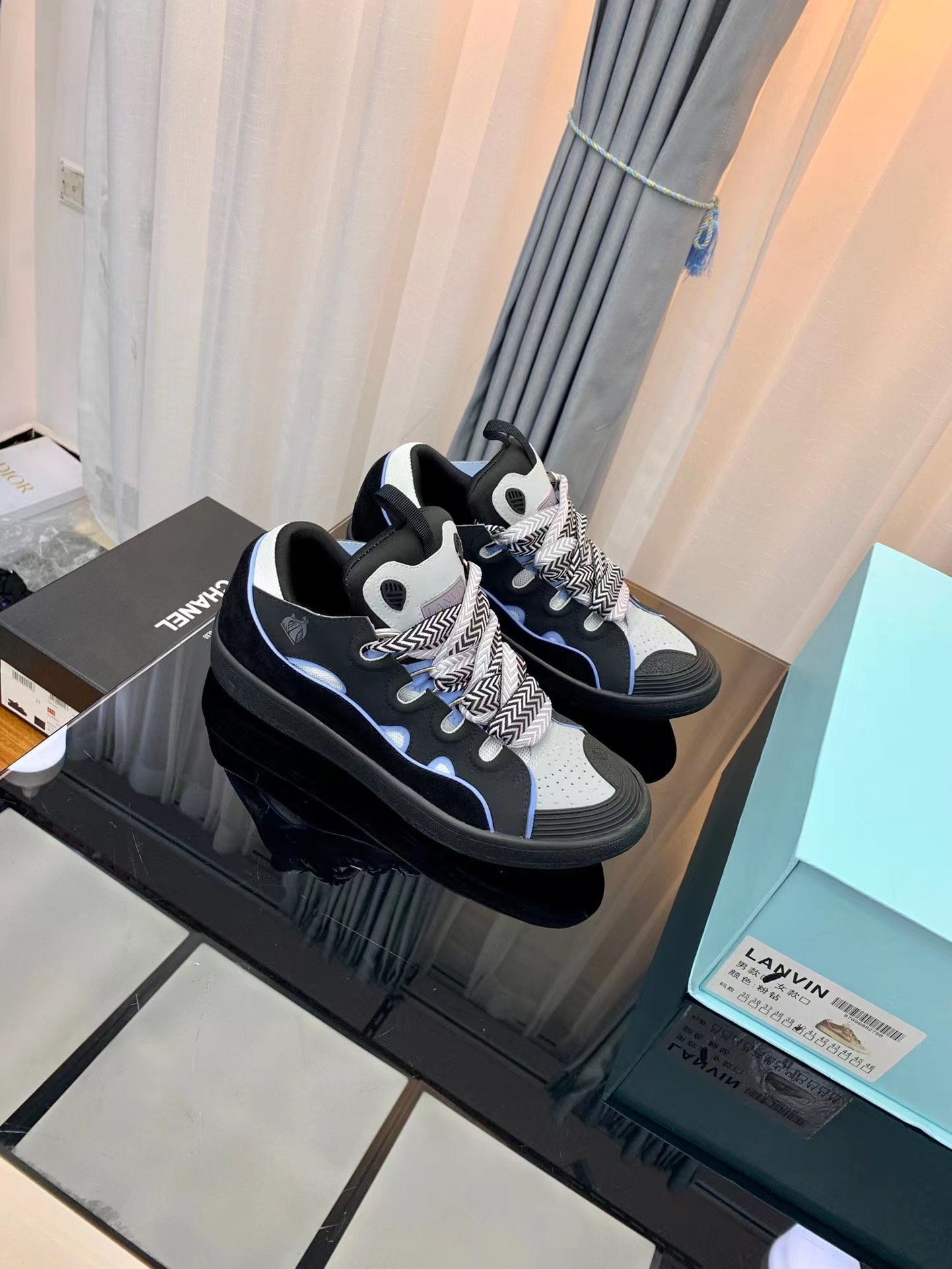 Lanvin Leather Curb black and white - vstockx