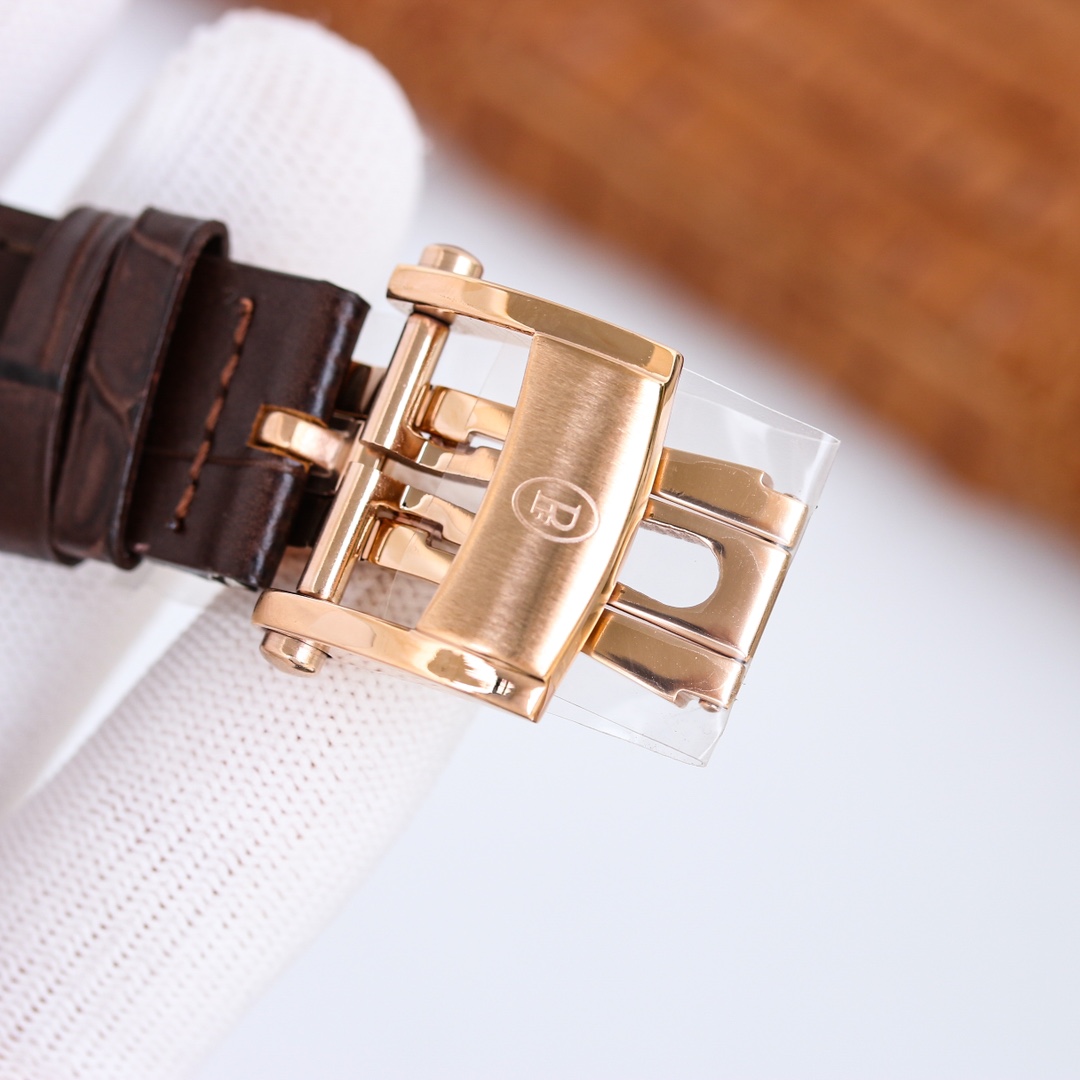 Watches PARMIGIANI 323603 size:37.5*31.2 mm - vstockx