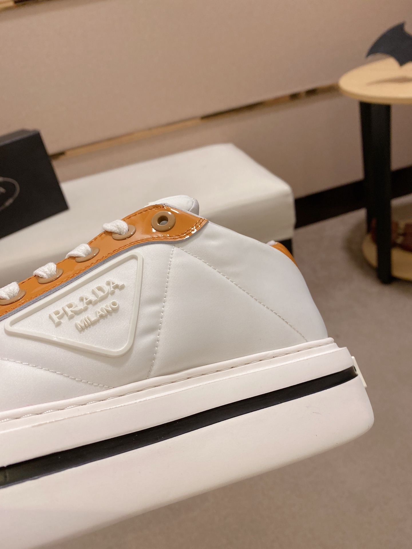 Prada Low Top sneaker 12 - vstockx