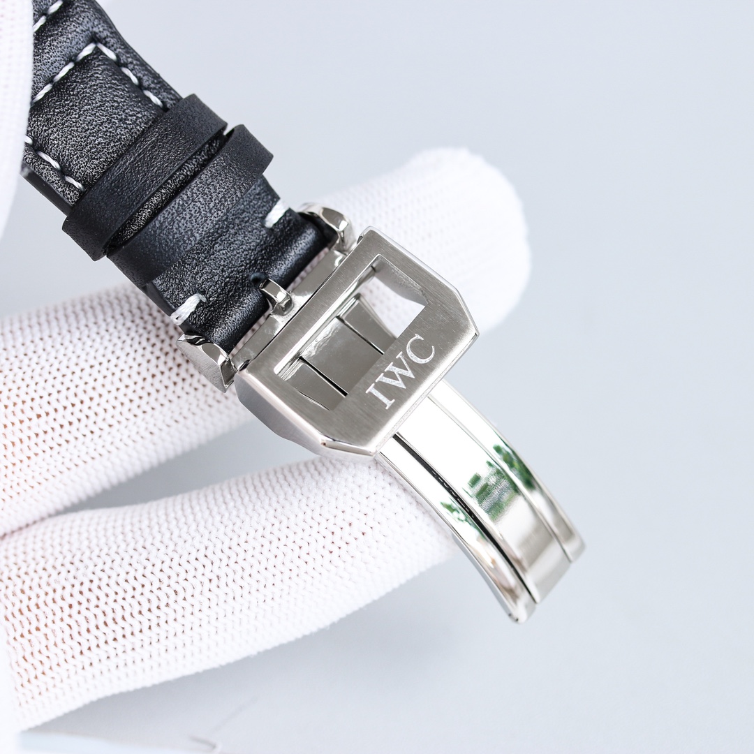 Watches IWS 323025 size:40 mm - vstockx