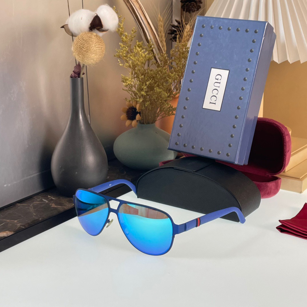 Sunglasses Gucci GG2252 size:62 13-135 - vstockx