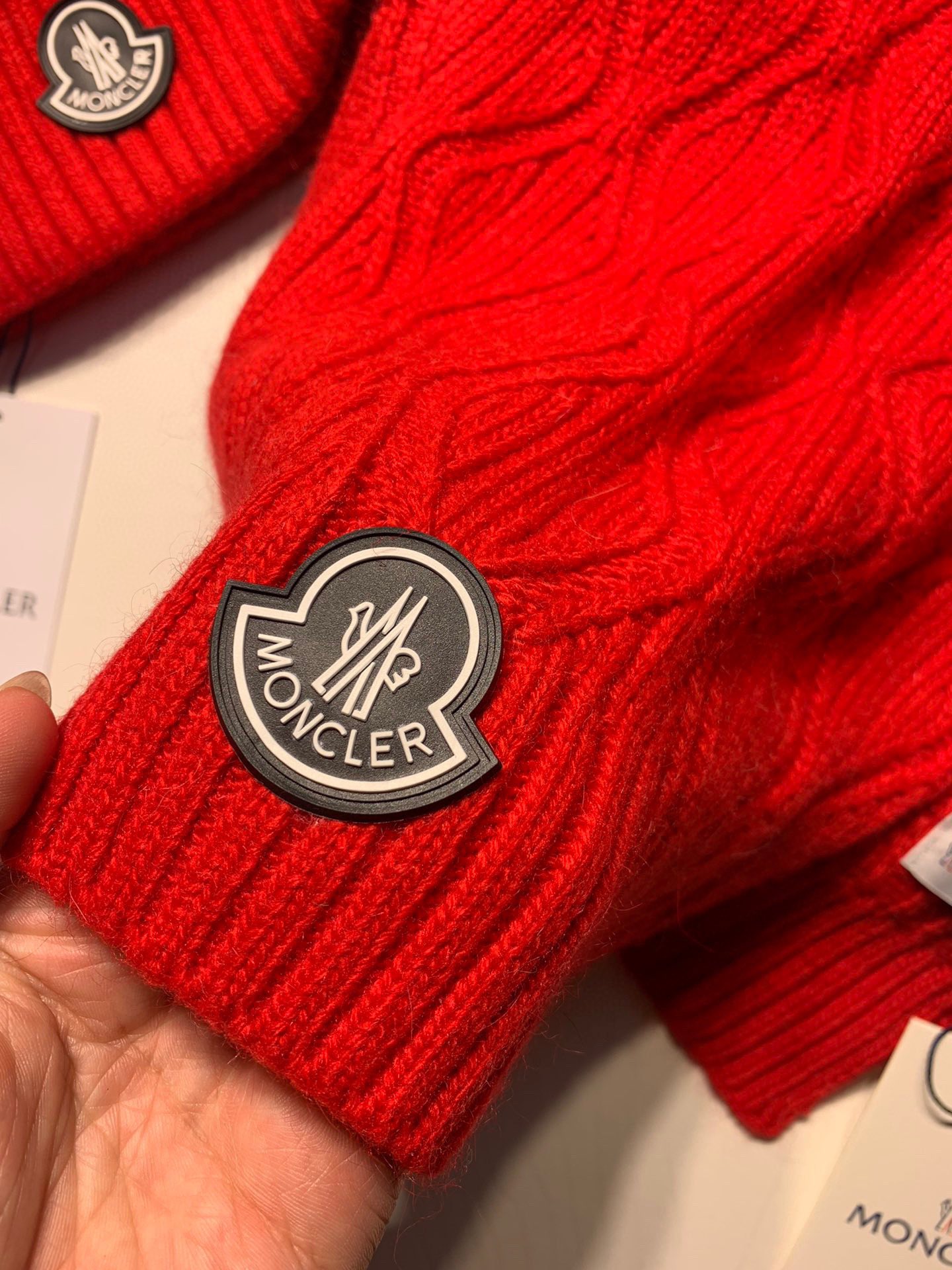 Hat & Scarf Moncler 1 - vstockx