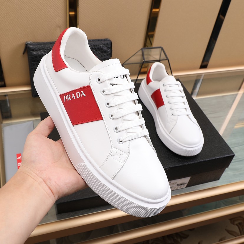 Prada Low Top sneaker 38 - vstockx