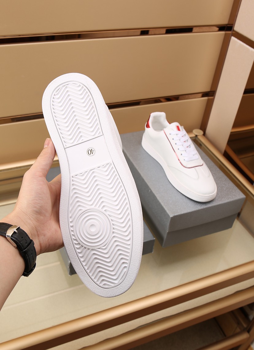 Prada Low Top sneaker 22 - vstockx