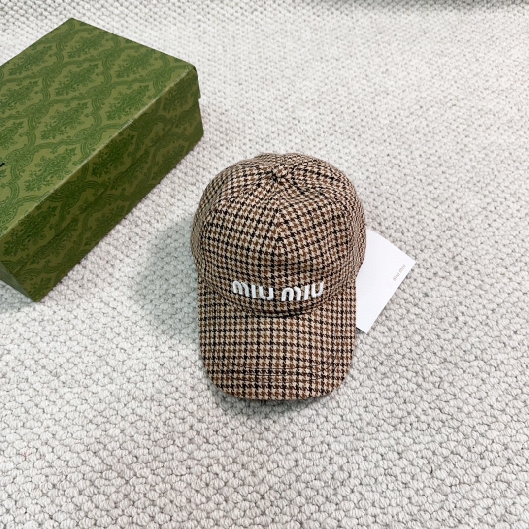 Streetwear Hat Miu 329312 - vstockx