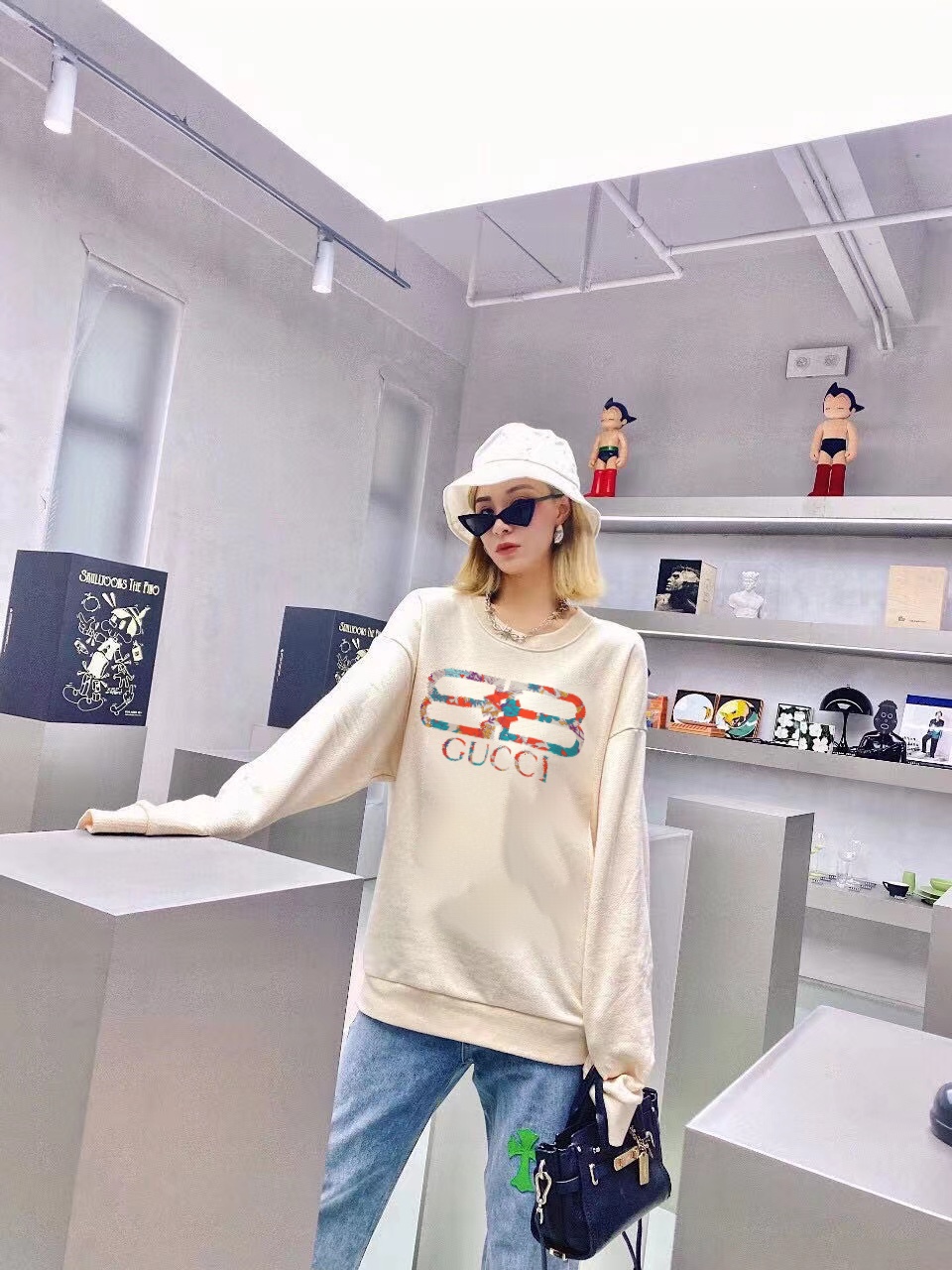 Clothes Gucci 324 - vstockx