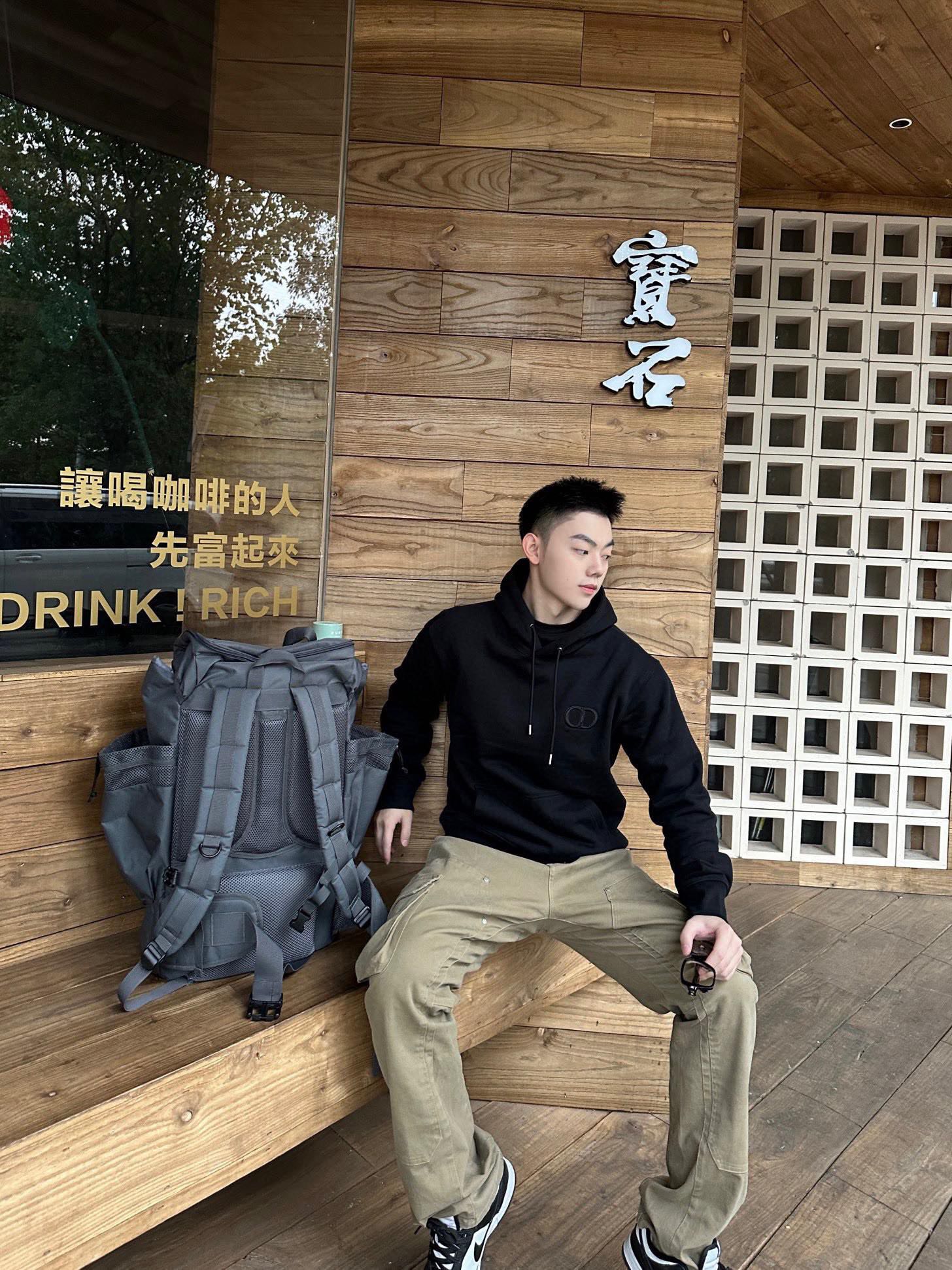 Clothes DIOR 617 - vstockx