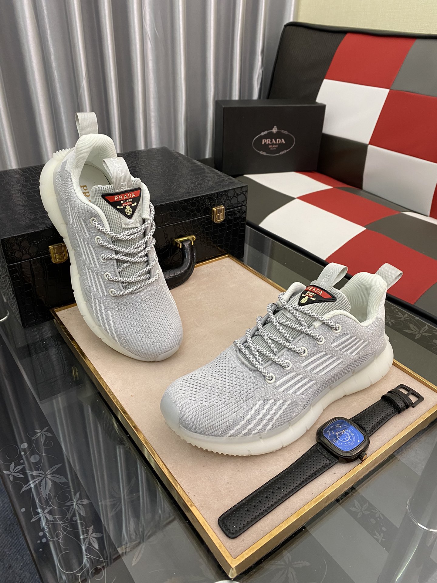 Prada Low Top sneaker 19 - vstockx