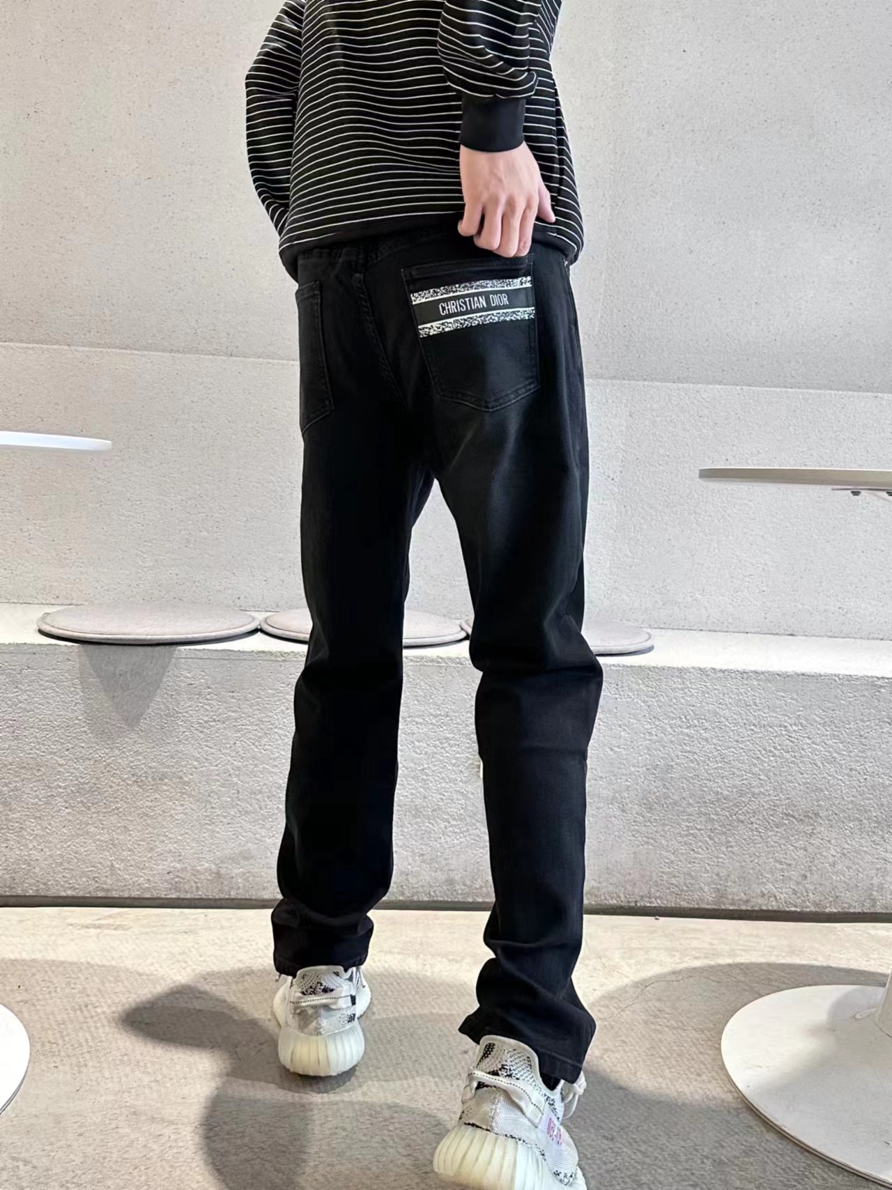 Clothes DIOR 618 - vstockx